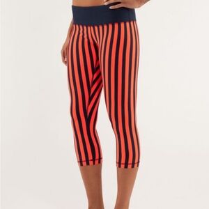 Lululemon Sz 8 Striped Orange and Blue Capri Leggings